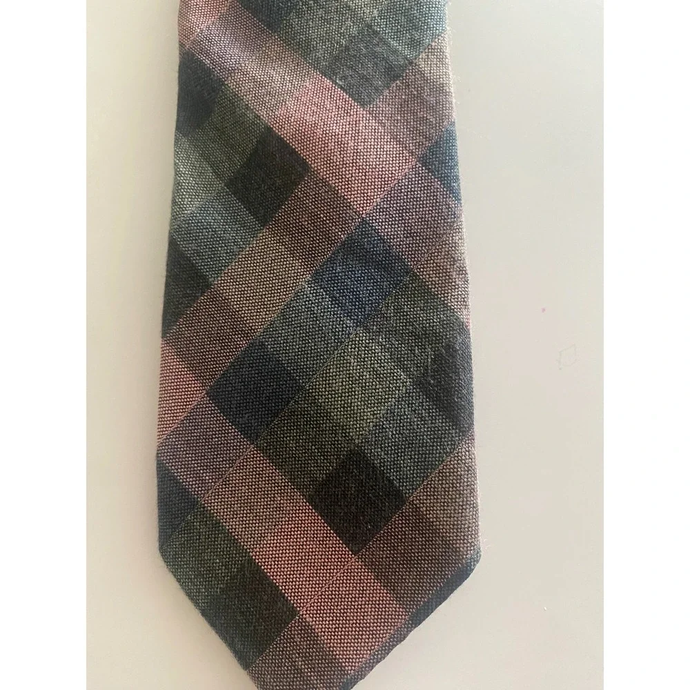 Chaps classic necktie
